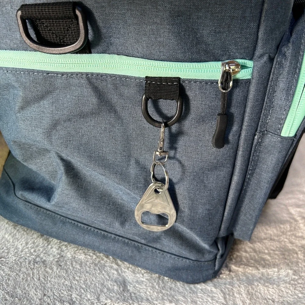 Maelstrom Soft Sided Cooler Bag Blue Mint Green Insulated Picnic Lunch Tote NWOT